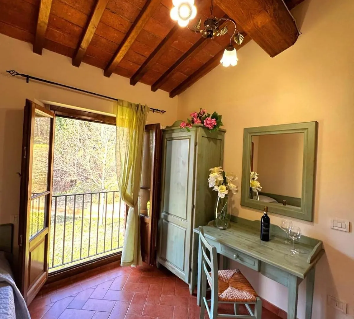 Affittacamere Poggio Giulia Montaione 0*,